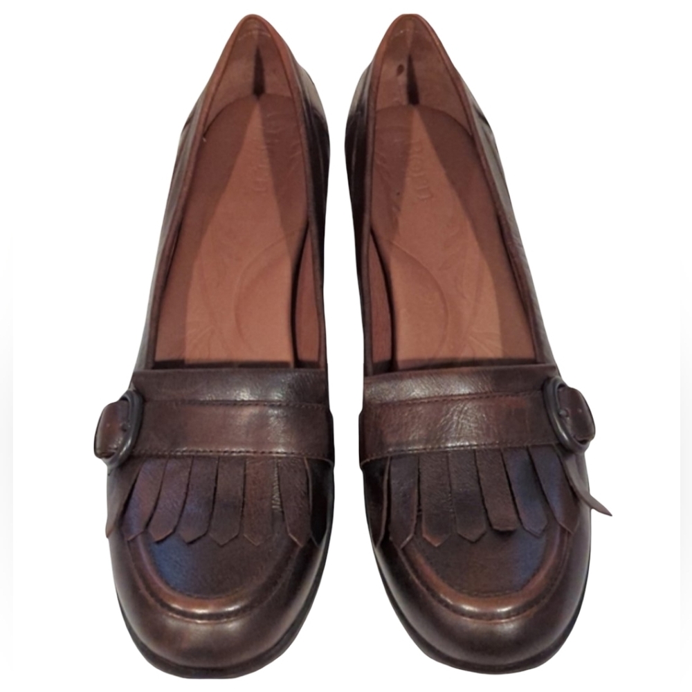 Born Women's Brown Leather Kiltie Loafers
